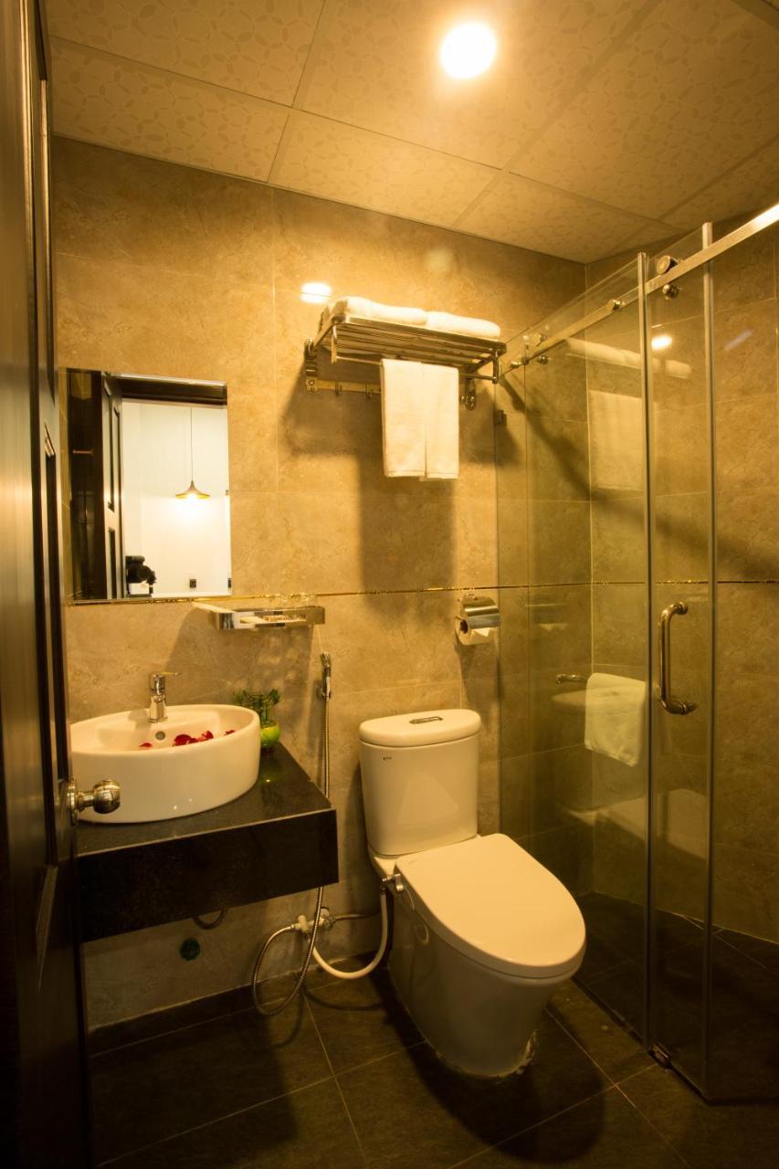 Anna Center Hotel Дананг Екстериор снимка